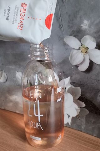 클린24시간 1BOX(5포) + 전용보틀(500ml) — 5점을 준 리뷰어가 2023년 7월 올린 사용 사진
