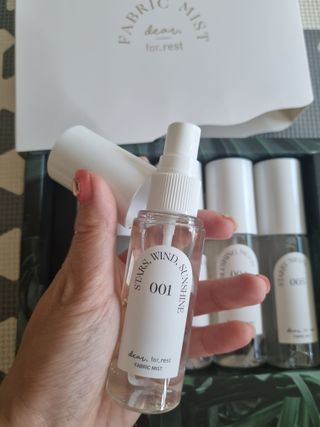 디어포레스트 [5개세트] 숲속의 하루 패브릭미스트 (섬유향수/ 룸스프레이) 50ml 5개 — 5점을 준 리뷰어가 2022년 9월 올린 사용 사진