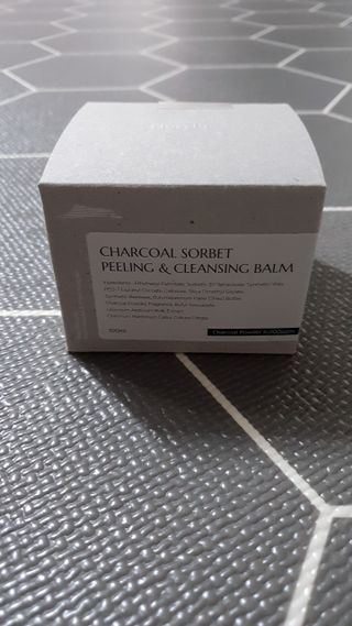 프롬노시베 차콜 소르베 필링 앤 클렌징 밤 — 4.5점을 준 리뷰어가 2022년 1월 올린 사용 사진