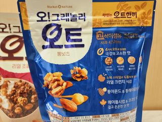 마켓오네이처 오!그래놀라 오트 — 5점을 준 리뷰어가 2024년 4월 올린 사용 사진