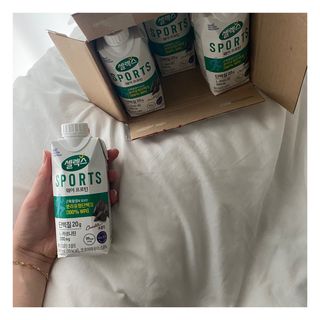 셀렉스스포츠 셀렉스 스포츠 웨이 프로틴 초콜릿 _ 330ml x 12팩 — 5점을 준 리뷰어가 2021년 5월 올린 사용 사진