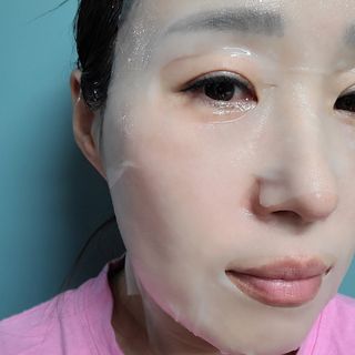 태그스킨 4스텝 주름개선 피부미백 영양 마스크팩 3개 세트(최신버전) — 5점을 준 리뷰어가 2022년 6월 올린 사용 사진
