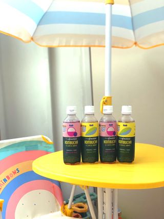 더그레잇티 콤부차 300ml *12개입 (오리지널 6개+베리리치 6개) — 4.5점을 준 리뷰어가 2022년 7월 올린 사용 사진