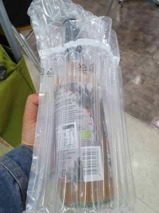H365 [Kaskein Luomutyrniglögi] 핀란드 전통 무알콜 멀드와인 시벅톤 글로기 — 4점을 준 리뷰어가 2021년 4월 올린 사용 사진