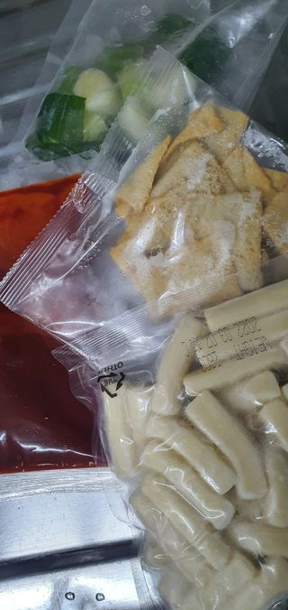 응큼떡볶이 — 5점을 준 리뷰어가 2021년 3월 올린 사용 사진