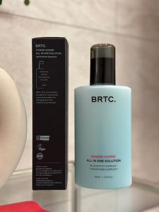 비알티씨 BRTC 파워 옴므 올인원 솔루션 200ml — 5점을 준 리뷰어가 2022년 12월 올린 사용 사진