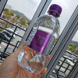 몽베스트 [MONTBEST] 330mL 20병 — 5점을 준 리뷰어가 2021년 10월 올린 사용 사진