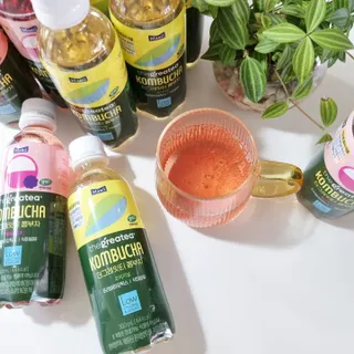 더그레잇티 콤부차 [매일유업] 더그레잇티 44kcal 콤부차 300ml *12개입 (오리지널 6개+베리리치 6개) — 5점을 준 리뷰어가 2023년 7월 올린 사용 사진