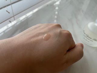 브에노 파리퀸 윌 페이스 오일 — 5점을 준 리뷰어가 2021년 6월 올린 사용 사진