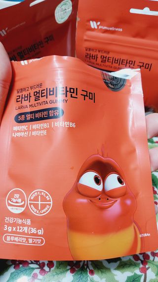 [푸름웰니스] 라바 멀티비타민 구미 36g — 4점을 준 리뷰어가 2022년 2월 올린 사용 사진