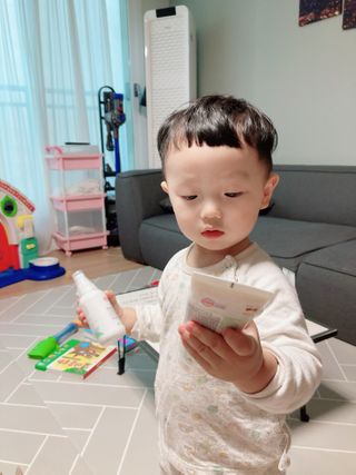 mom e 맘이 내추럴 베이비 케어 크림+바디오일 — 5점을 준 리뷰어가 2021년 1월 올린 사용 사진