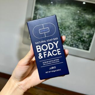 제이제이바이오 허브마사지바 올인원 알약비누 — 5점을 준 리뷰어가 2022년 4월 올린 사용 사진