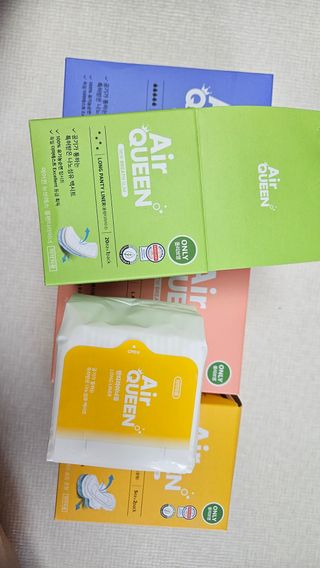 에어퀸 뉴브레스 유기농 생리대 4종 (팬티라이너 20P + 중형 10P + 대형 10P + 오버나이트 8P)_체험단 — 4점을 준 리뷰어가 2024년 6월 올린 사용 사진