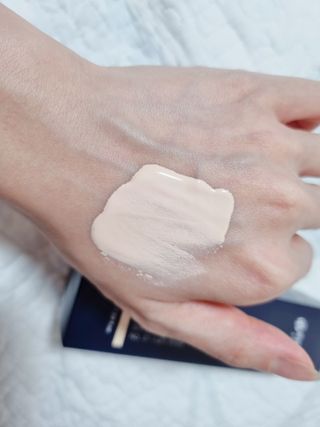 아이앤립 / EYENLIP 아이앤립 루센트 비비크림 2 Color — 5점을 준 리뷰어가 2021년 7월 올린 사용 사진
