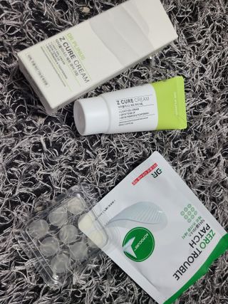 닥터플리너스 제트 큐어 크림 30ml + 제로 트러블 패치 9EA — 4.5점을 준 리뷰어가 2022년 4월 올린 사용 사진