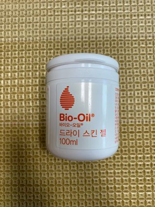 바이오오일 [바이오-오일] 드라이 스킨 젤 100ml — 5점을 준 리뷰어가 2022년 2월 올린 사용 사진