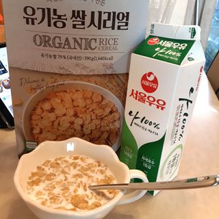 씨알푸드 유기농 쌀 시리얼 390g + 갓 구운 유기농 발아통곡물 150g — 5점을 준 리뷰어가 2022년 1월 올린 사용 사진