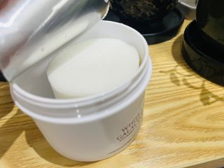 오투에니원 화이트 스완 갈락토미세스 비타민 C 필링 패드 60매 — 5점을 준 리뷰어가 2023년 2월 올린 사용 사진