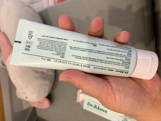 치과의사들이 선택한 솔루션, 닥터클러브치약 — 2.5점을 준 리뷰어가 2021년 7월 올린 사용 사진