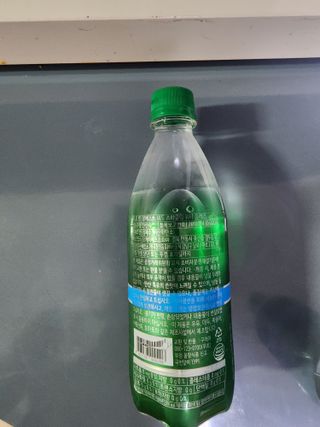 몽베스트 Montbest with Sparkling water Plain 20병 — 5점을 준 리뷰어가 2022년 11월 올린 사용 사진