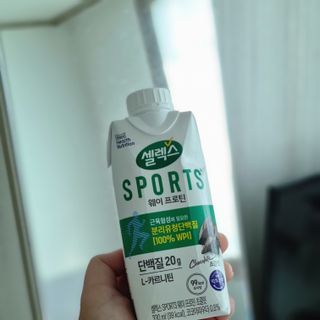 셀렉스스포츠 셀렉스 스포츠 드링크 초콜릿 _ 330ml x 12팩 — 5점을 준 리뷰어가 2021년 10월 올린 사용 사진
