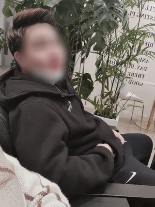 다슈코리아 다슈 포 맨 프리미엄 메가 홀드 슈퍼 스프레이 250ml — 3점을 준 리뷰어가 2021년 4월 올린 사용 사진