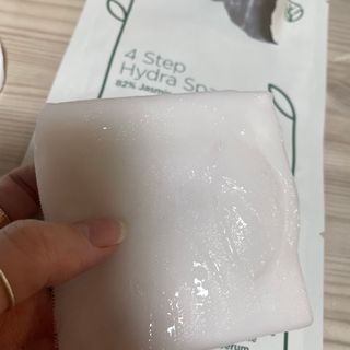 태그스킨 4스텝 주름개선 피부미백 영양 마스크팩 3개 세트(최신버전) — 5점을 준 리뷰어가 2022년 4월 올린 사용 사진