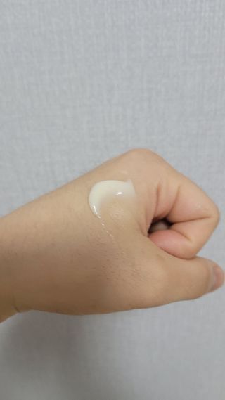 AYU25[아유트웬티파이브]다마스크로즈워터 베이스 천연 수분 촉촉 크림 — 5점을 준 리뷰어가 2021년 4월 올린 사용 사진