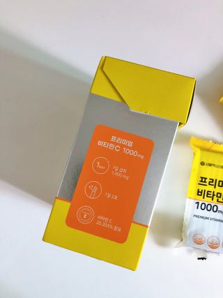 서울약사신협 프리미엄 비타민C 1,000mg_2.5g x 50포 — 5점을 준 리뷰어가 2021년 10월 올린 사용 사진