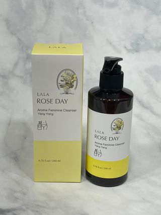 라라로즈데이 시즌2 여성청결제 200ml 아로마 페미민 클렌저, 독일더마인증 — 4.5점을 준 리뷰어가 2021년 9월 올린 사용 사진