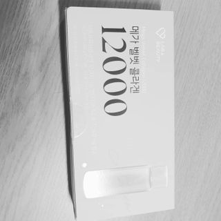 랩앤뷰티 메가 벨벳 콜라겐 12000 — 3.5점을 준 리뷰어가 2021년 5월 올린 사용 사진