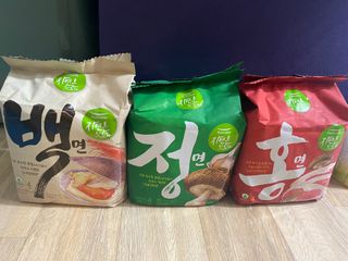 [풀무원] 자연은맛있다 정면, 백면, 홍면  세트 — 4점을 준 리뷰어가 2021년 4월 올린 사용 사진