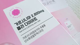 주식회사 얼굴반쪽 [얼굴반쪽 가르시니아 2,800mg] x 14포 1주 젤리 다이어트 보조제 체지방감소 — 5점을 준 리뷰어가 2021년 10월 올린 사용 사진