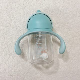 유비맘 트라이탄 코니빨대컵_컬러 랜덤 발송 — 5점을 준 리뷰어가 2021년 1월 올린 사용 사진