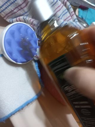 체코 비건화장품 마뉴팍투라 향좋은 천연 맥주샴푸 맥주샤워젤 — 5점을 준 리뷰어가 2022년 5월 올린 사용 사진