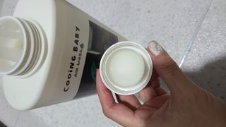 쿠잉베이비 에어워시 세탁세제,섬유유연제 1L — 5점을 준 리뷰어가 2023년 1월 올린 사용 사진