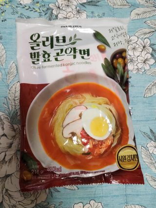 클린24시간 올리브발효곤약면 시원김치면 1세트-(3봉) — 4.5점을 준 리뷰어가 2023년 12월 올린 사용 사진