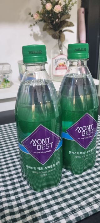 몽베스트 Montbest with Sparkling water Plain 20병 — 5점을 준 리뷰어가 2023년 3월 올린 사용 사진