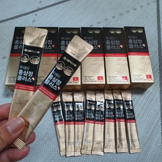 서울약사신협_투데이홍삼정플러스스틱_10g x 60포 — 5점을 준 리뷰어가 2021년 6월 올린 사용 사진