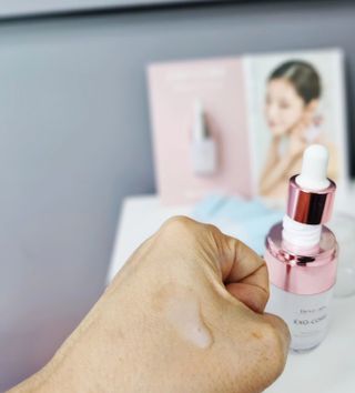 나우 [리브엠] 123억개 엑소좀으로 채운 눈부신 광채, 엑소코어 화이트닝 텐션 앰플 — 5점을 준 리뷰어가 2023년 10월 올린 사용 사진