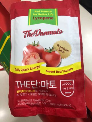 제이제이바이오 더단마토 프리미엄주스 100ml 30팩입 - 무설탕 스테비아 토마토즙 — 5점을 준 리뷰어가 2021년 11월 올린 사용 사진