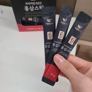 [푸름웰니스] 프리미엄 6년근 홍삼스틱 3mg x 100포 — 5점을 준 리뷰어가 2022년 3월 올린 사용 사진