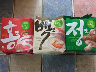 [풀무원] 자연은맛있다 정면, 백면, 홍면  세트 — 4점을 준 리뷰어가 2021년 4월 올린 사용 사진