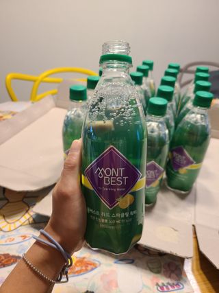 몽베스트 Montbest with Sparkling water Lemon OR Lime 20병(랜덤) — 5점을 준 리뷰어가 2022년 8월 올린 사용 사진