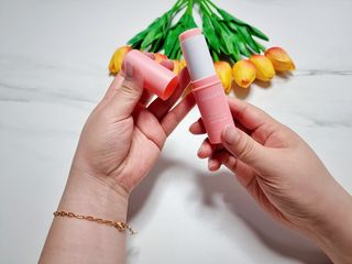 스킨큐어 산다화 카멜리아 안티 링클 멀티밤 — 5점을 준 리뷰어가 2023년 1월 올린 사용 사진