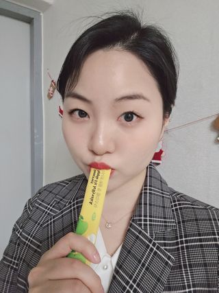 맛있게 골라먹는 이너셋 ABC젤리스틱 이너뷰티젤리 3종세트 15포X3박스 — 5점을 준 리뷰어가 2023년 4월 올린 사용 사진