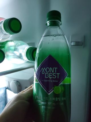 몽베스트 Montbest with Sparkling water Lime20병 — 5점을 준 리뷰어가 2022년 7월 올린 사용 사진
