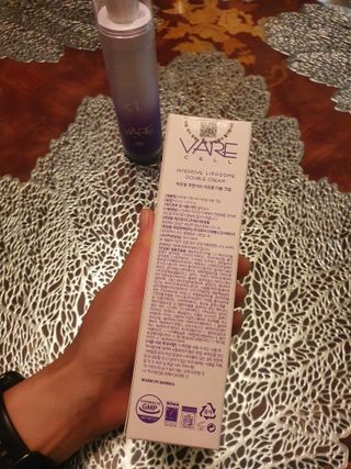 바르셀 주름개선 리프팅 영양크림 인텐시브 리포좀 더블크림-C2 50ml — 4.5점을 준 리뷰어가 2021년 11월 올린 사용 사진