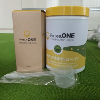 프로티원 단백질쉐이크 녹차맛 2주분 1통+보틀 — 5점을 준 리뷰어가 2021년 3월 올린 사용 사진