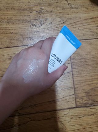 더마포레스트 모이스처라이징 아쿠아크림 / 수분크림 히알루론산 펩타이드 보습 미백 주름개선 — 5점을 준 리뷰어가 2021년 6월 올린 사용 사진